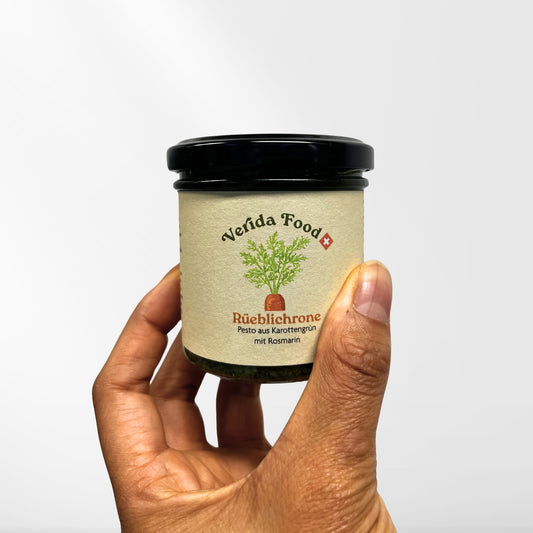 Pesto aus Karottengrün